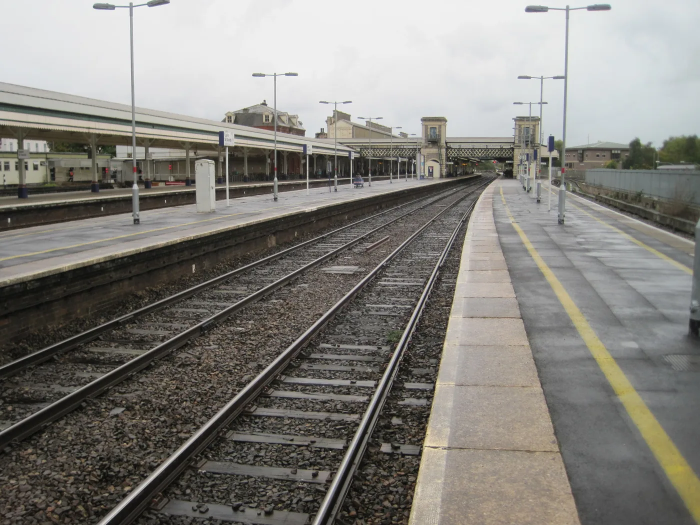 Exeter St Davids station